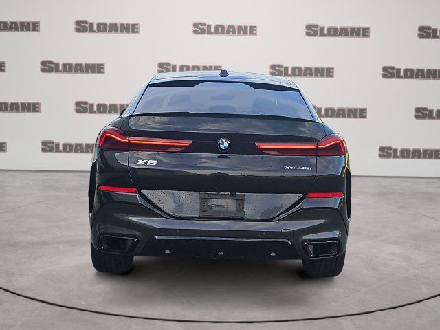 Used 2025 BMW X6 xDrive40i w/ Premium Package AWD/4WD image 4