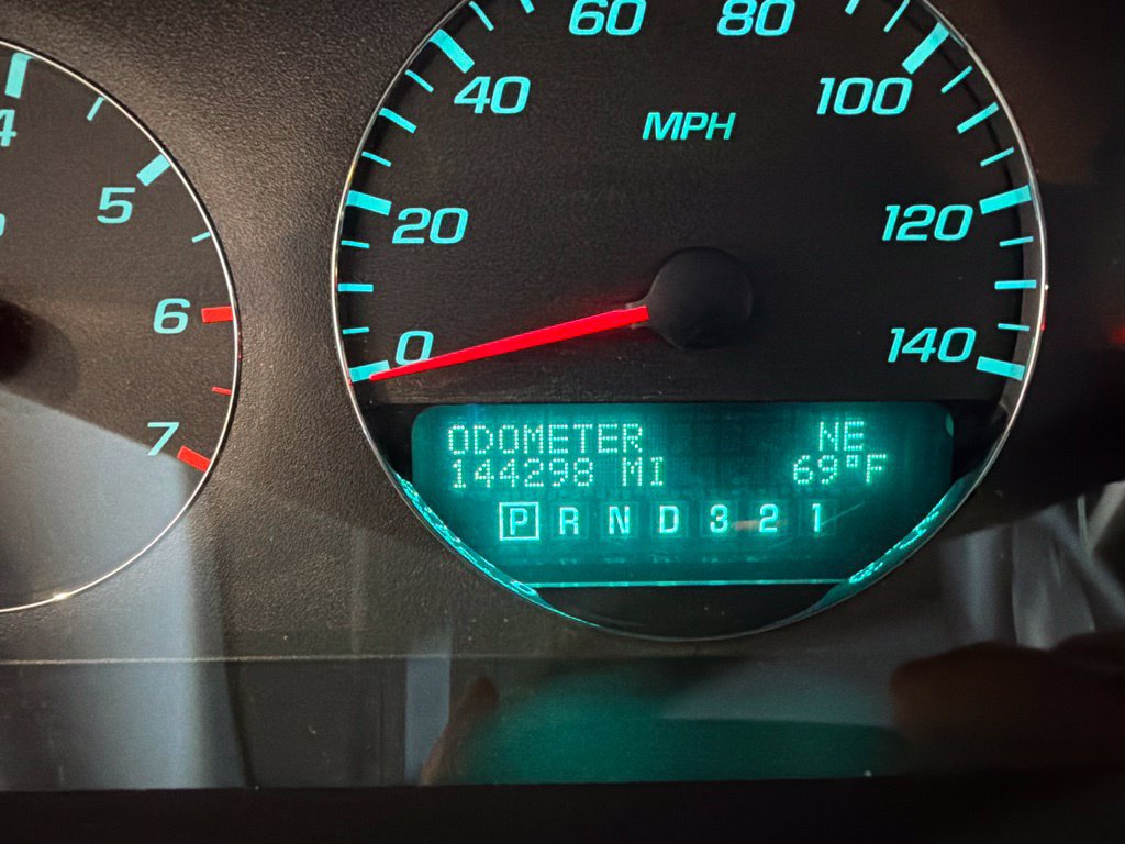 Used 2011 Chevrolet Impala LT FWD image 9