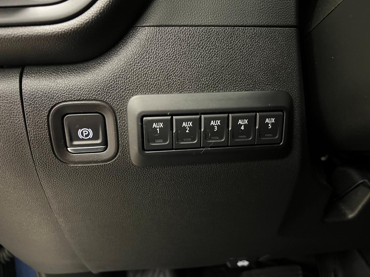 Used 2026 GMC Sierra 3500 Pro w/ 1SA Pro Safety Plus Package AWD/4WD image 46
