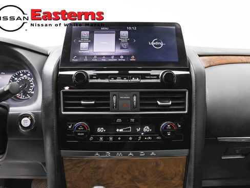 Used 2024 Nissan Armada SL AWD/4WD image 12