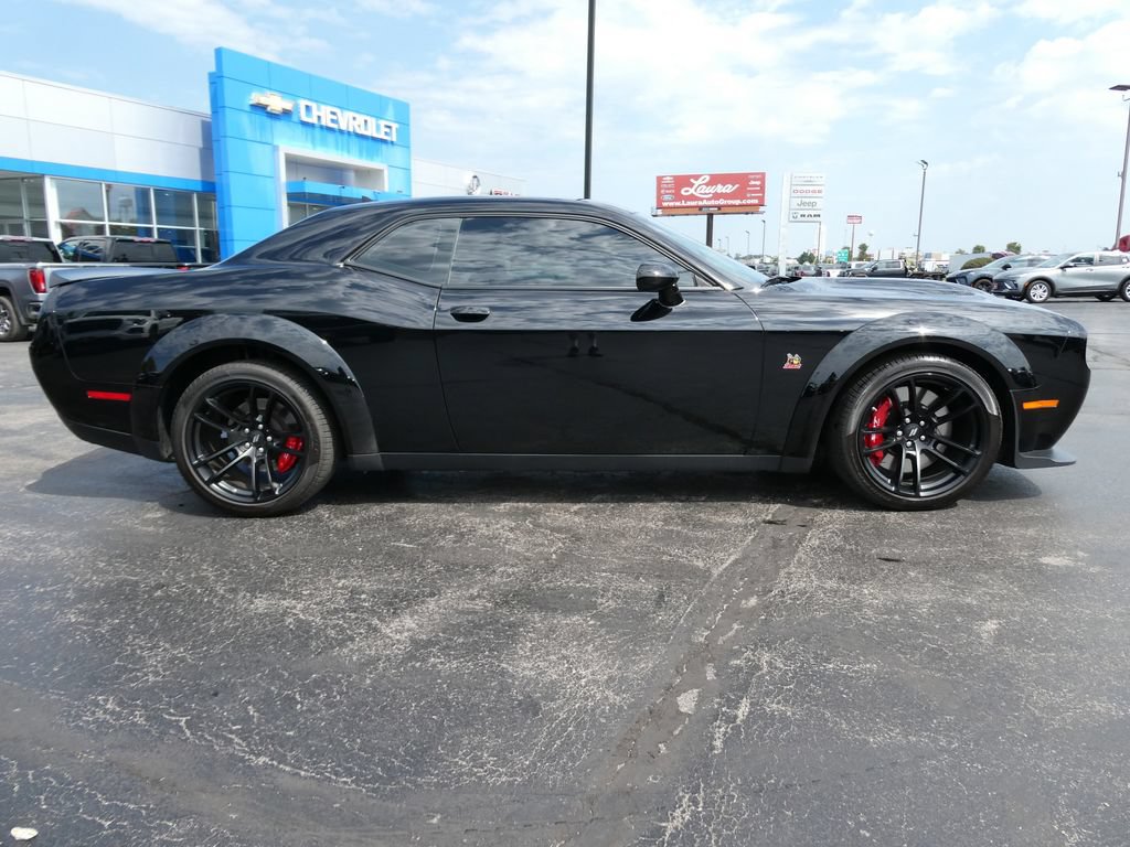 Used 2022 Dodge Challenger R/T Scat Pack RWD image 4