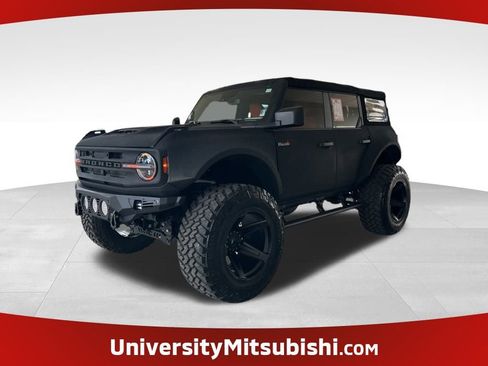 Used 2024 Ford Bronco Black Diamond image 1