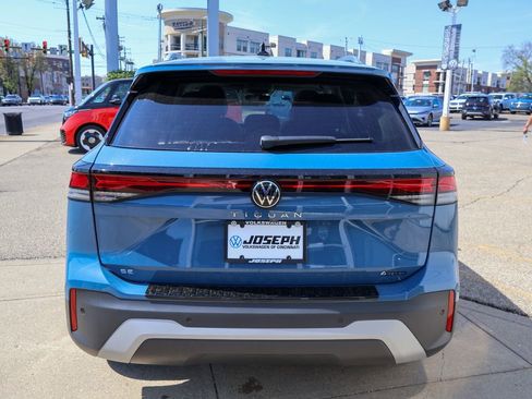 New 2026 Volkswagen Tiguan SE AWD/4WD image 4