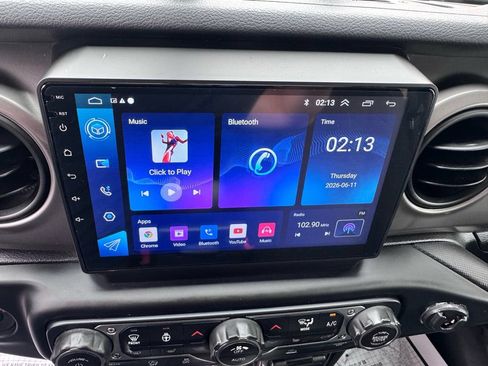 Used 2020 Jeep Gladiator Sport w/ Quick Order Package 24S AWD/4WD image 20