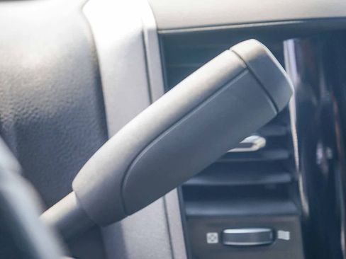 Used 2024 RAM 3500 Tradesman w/ Chrome Appearance Group AWD/4WD image 14