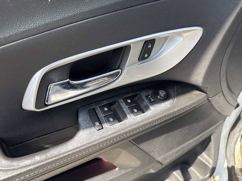 Used 2016 Chevrolet Equinox LS FWD image 11
