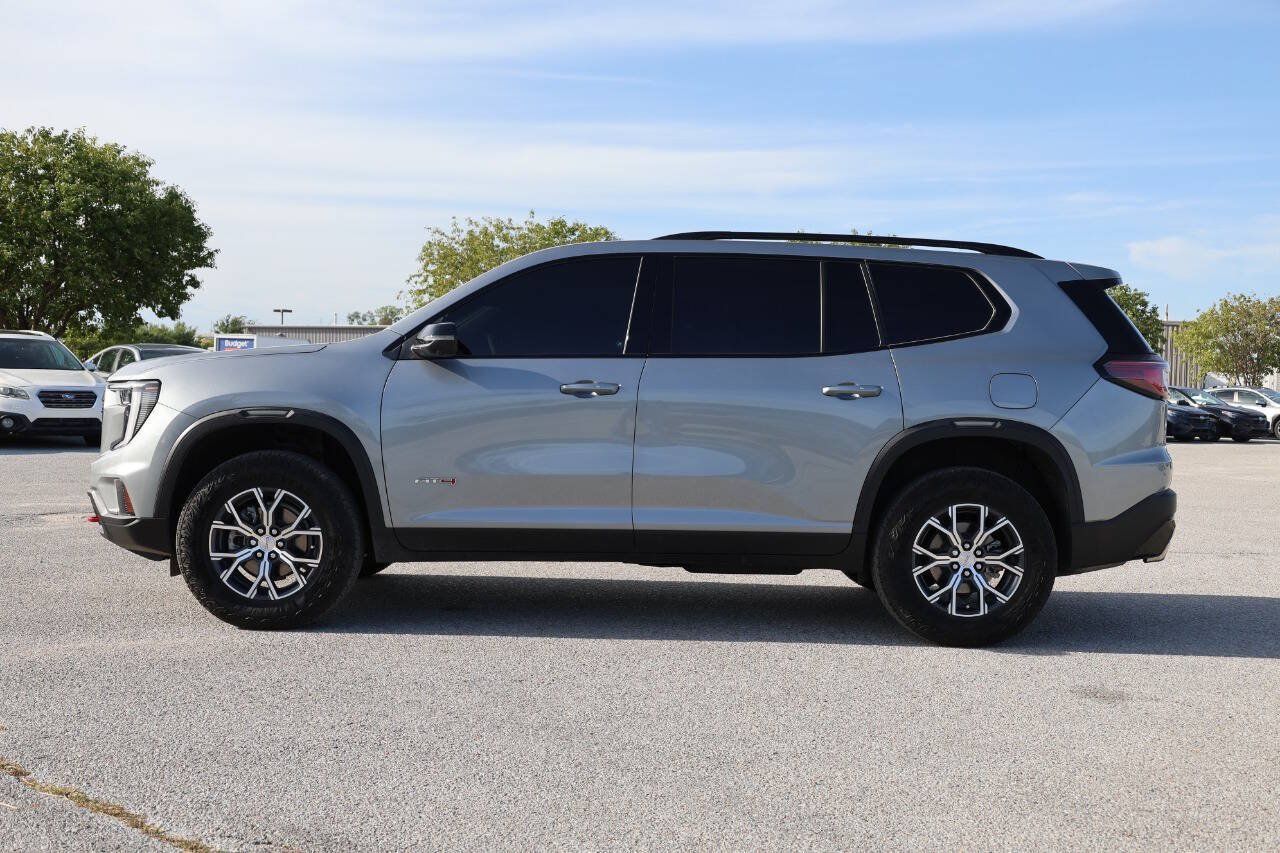 Used 2025 GMC Acadia AT4 AWD/4WD image 8