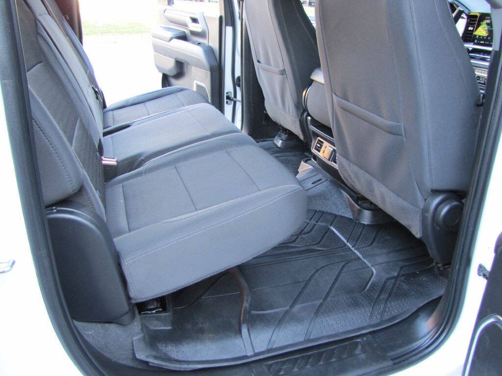 Used 2025 Chevrolet Silverado 2500 LT w/ Convenience Package AWD/4WD image 22