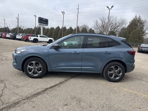 Used 2023 Ford Escape ST-Line w/ Tech Pack #1 image 4