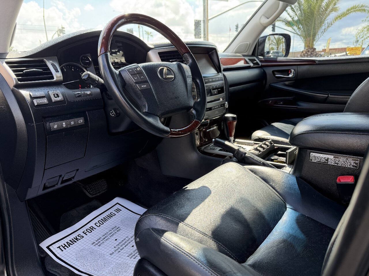Used 2014 Lexus LX 570 4WD image 10