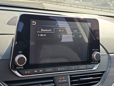 New 2026 Nissan Altima 2.5 SV image 17