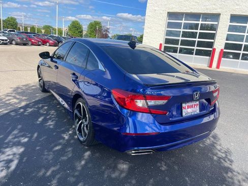 Used 2021 Honda Accord Sport image 4