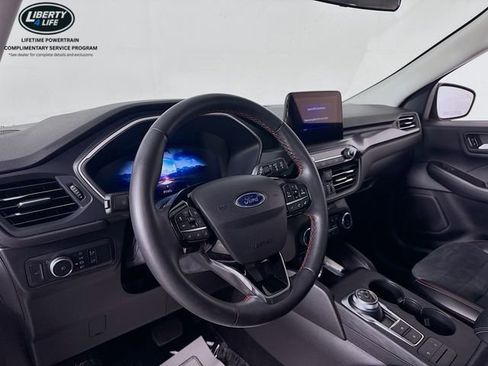 Used 2022 Ford Escape SEL w/ SEL Stealth AWD Package image 9