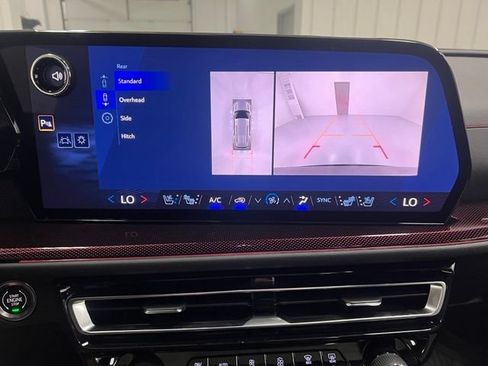 New 2026 Chevrolet Traverse RS AWD/4WD image 11