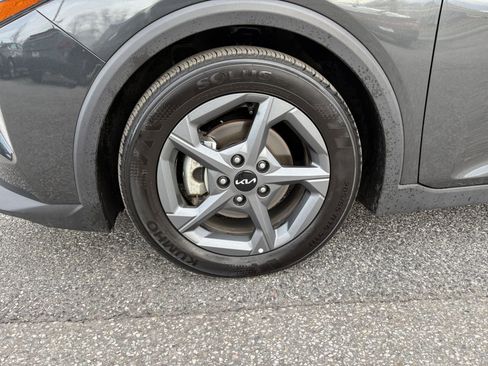 Used 2025 Kia K4 LXS image 29