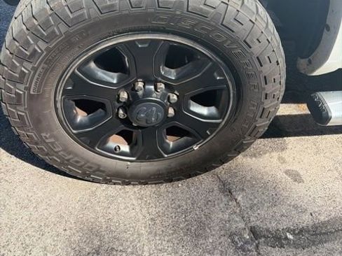 Used 2016 RAM 2500 Laramie w/ Sport Appearance Group AWD/4WD image 40