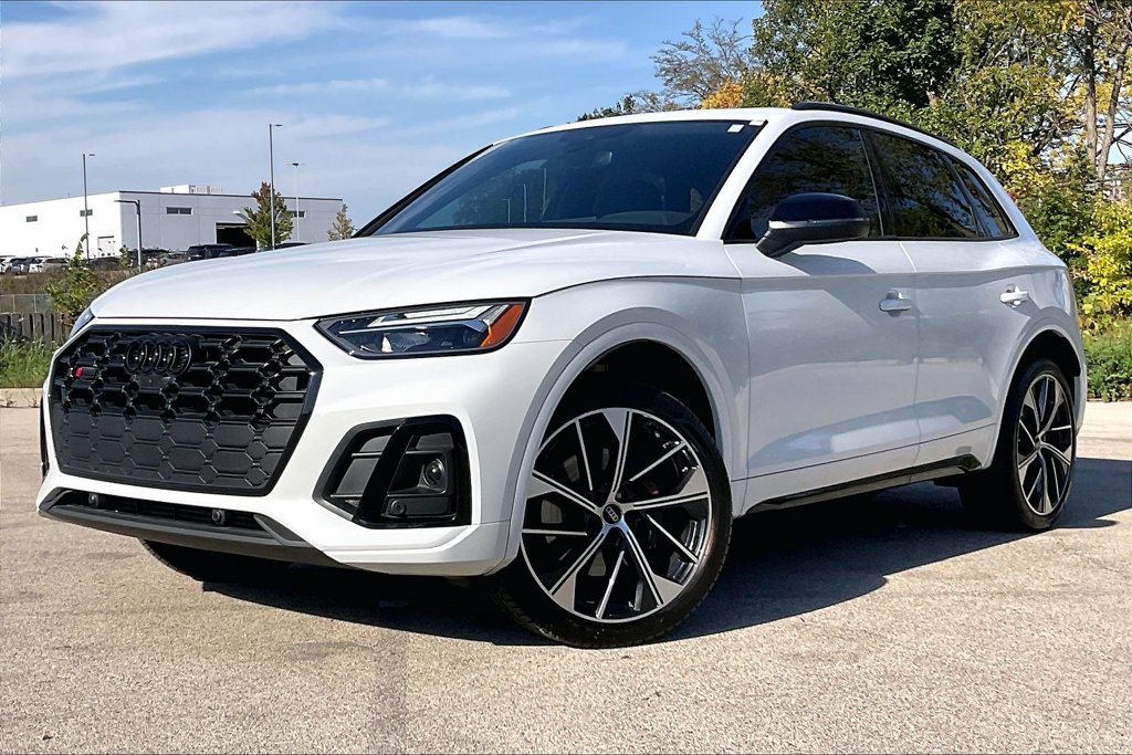 Used 2024 Audi SQ5 Premium Plus w/ Premium Plus Package AWD/4WD image 2