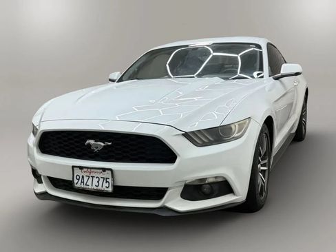 Used 2017 Ford Mustang Premium RWD image 4