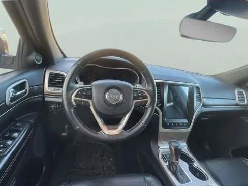 Used 2017 Jeep Grand Cherokee Limited AWD/4WD image 27