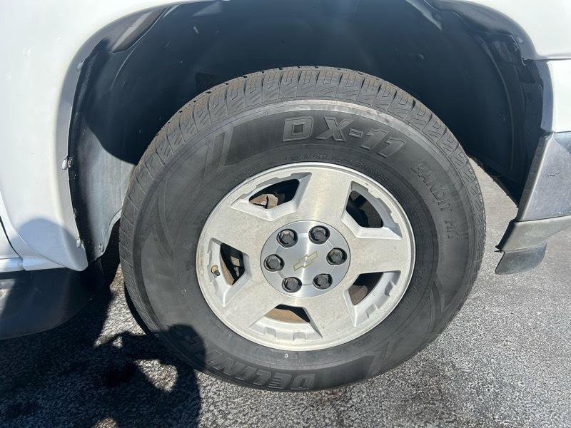Used 2005 Chevrolet Tahoe LT w/ LT Preferred Equipment Group AWD/4WD image 27