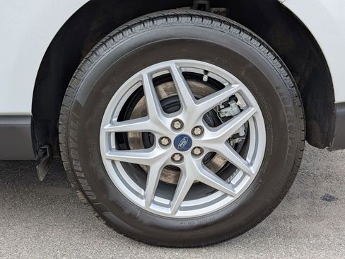 Used 2022 Ford Edge SEL image 12