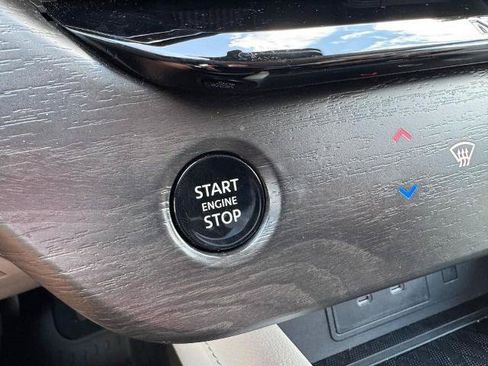 Certified 2025 Nissan Murano SV AWD/4WD image 22