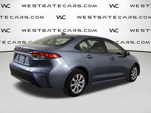 Used 2025 Toyota Corolla LE w/ Convenience Package image 44