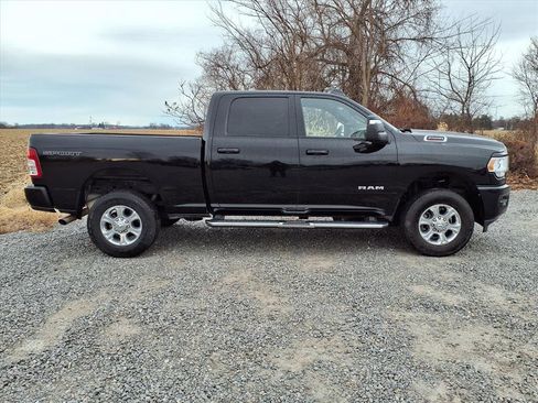 Used 2024 RAM 2500 Big Horn w/ Sport Appearance Package image 4