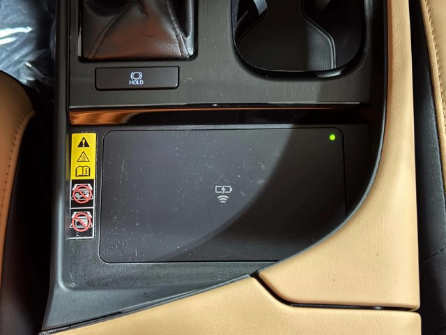 Used 2024 Lexus ES 350 w/ Premium Package FWD image 19