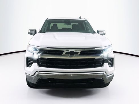 Used 2023 Chevrolet Silverado 1500 LT image 2