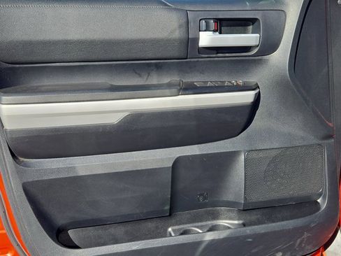 Used 2018 Toyota Tundra SR5 image 12