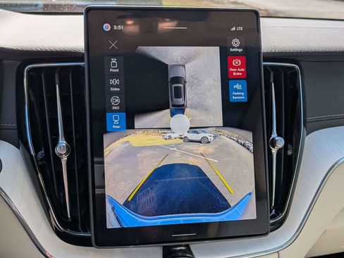 Used 2026 Volvo XC60 B5 Ultra w/ Protection Package Premier AWD/4WD image 23