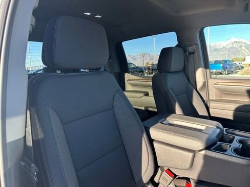 Certified 2024 Chevrolet Silverado 1500 LT w/ Z71 Off-Road Package AWD/4WD image 17