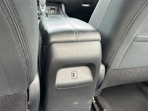Used 2024 Nissan Sentra SV FWD image 20
