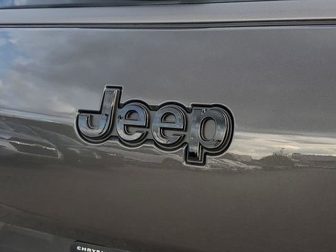 New 2026 Jeep Grand Cherokee L Summit image 8