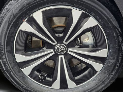 Used 2024 Toyota bZ4X XLE w/ Weather Package image 23