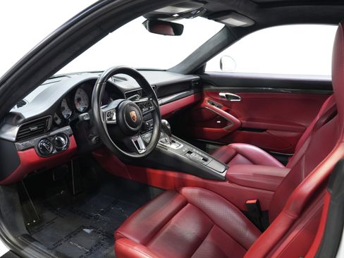 Used 2018 Porsche 911 Turbo S image 28