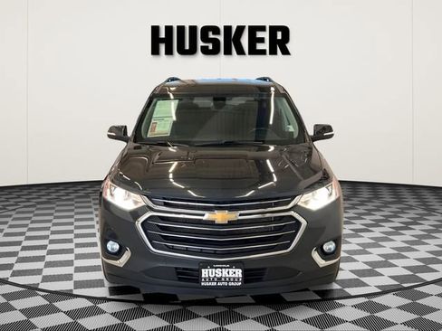 Used 2021 Chevrolet Traverse LT w/ LPO, Floor Liner Package AWD/4WD image 2