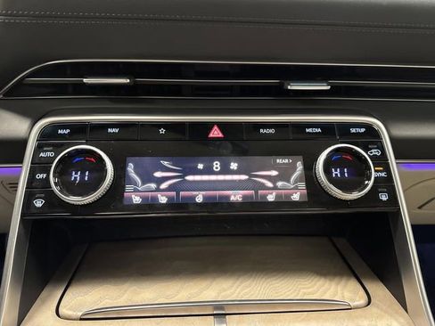 Used 2024 Genesis GV80 3.5T w/ Prestige Package image 21