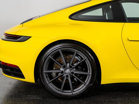 Used 2023 Porsche 911 Carrera T image 8