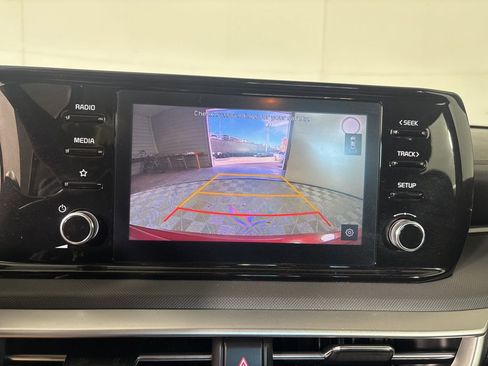 Used 2022 Kia K5 LXS image 15