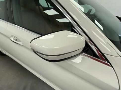 Used 2017 BMW 540i xDrive AWD/4WD image 15