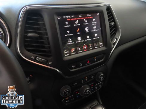 Used 2023 Jeep Cherokee Altitude Lux image 18