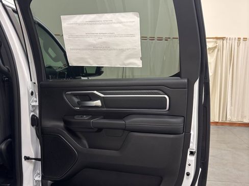 New 2026 RAM 1500 4x4 Crew Cab image 36