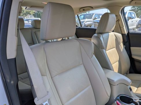 Used 2013 Acura ILX w/ Premium Package FWD image 37
