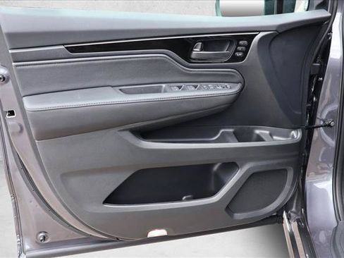 New 2026 Honda Odyssey Touring image 12