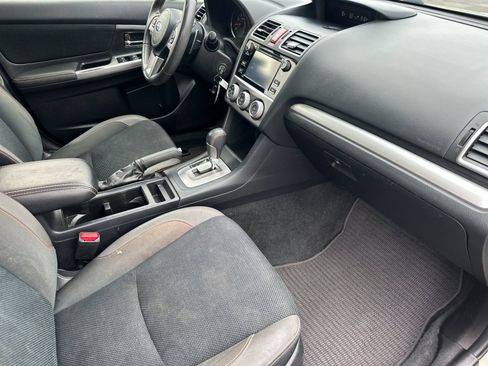 Used 2017 Subaru Crosstrek 2.0i Premium w/ Moonroof Package AWD/4WD image 13