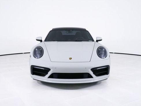 Used 2020 Porsche 911 Carrera 4S w/ Sport Package AWD/4WD image 10