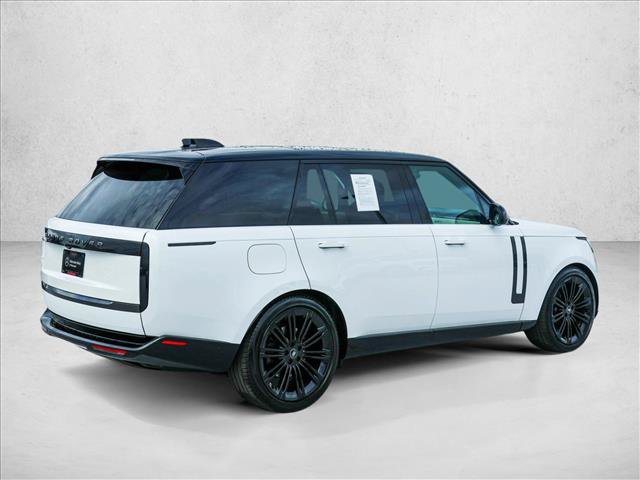 Used 2024 Land Rover Range Rover Long Wheelbase SE AWD/4WD image 5