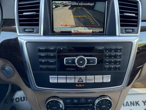 Used 2016 Mercedes-Benz GL 450 4MATIC w/ Premium I Package image 12